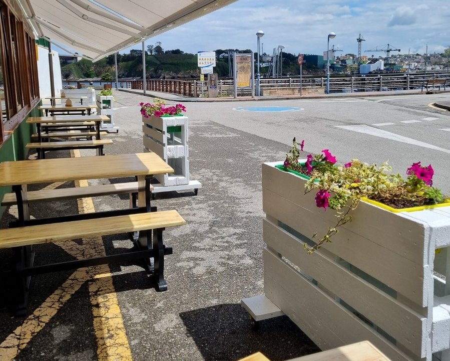 La fortuna sonríe a tres camareros del Restaurante Marinero de Ribadeo