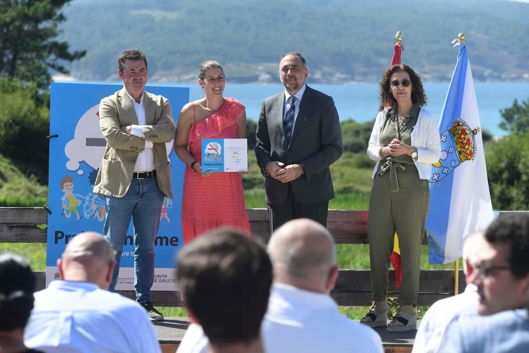 Cervo recibe un premio polas súas praias Sen Fume