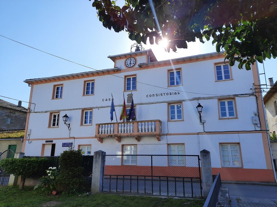 Ayuntamiento de San Tirso de Abres