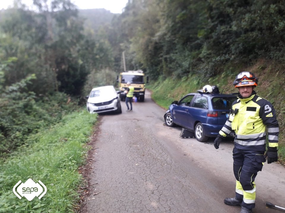 Accidente de tráfico en Tapia de Casariego. Foto: SEPA