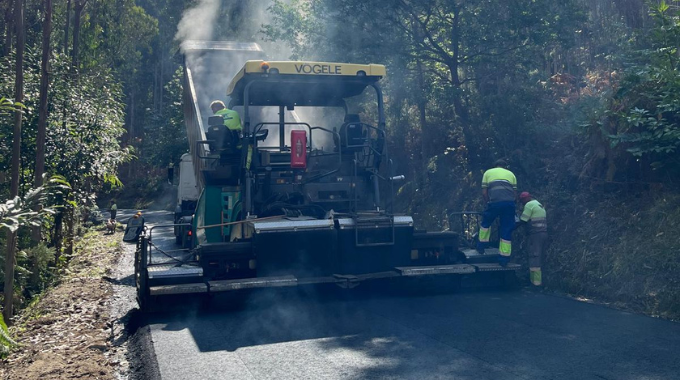 Trabajos de aglomerado de Cervo