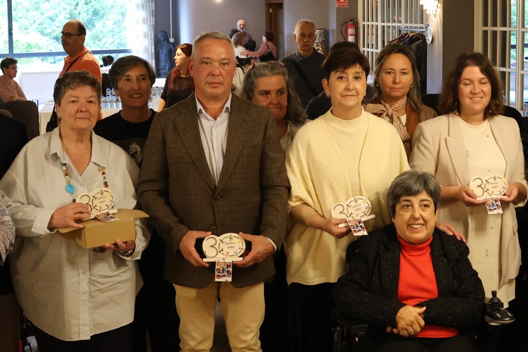 Carlos López recoge un reconocimiento de ASPACE Lugo por el apoyo que la Diputación le presta al colectivo