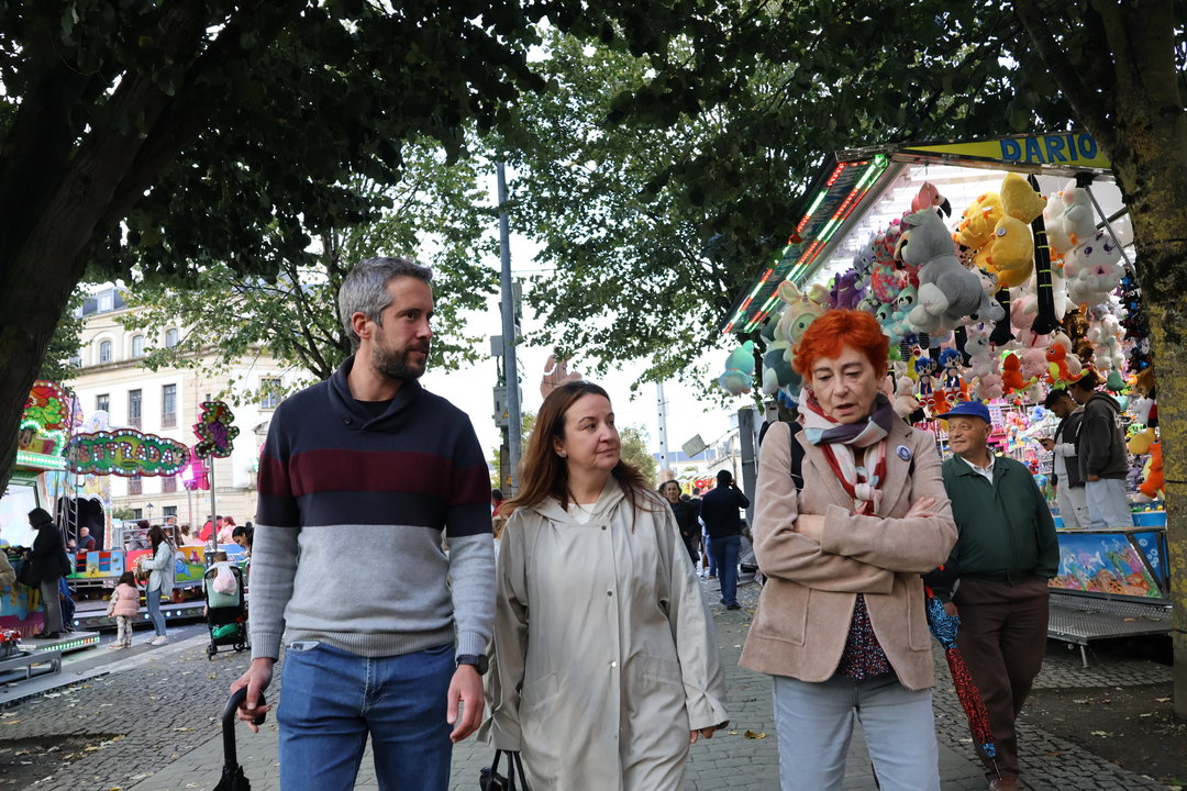 Rubén Arroxo y Maite Ferreiro, durante la visita al recinto ferial de San Froilán