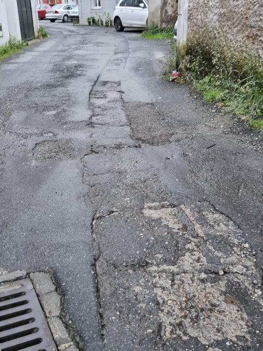 FOTO Avenida de Santiago en Covas (2)