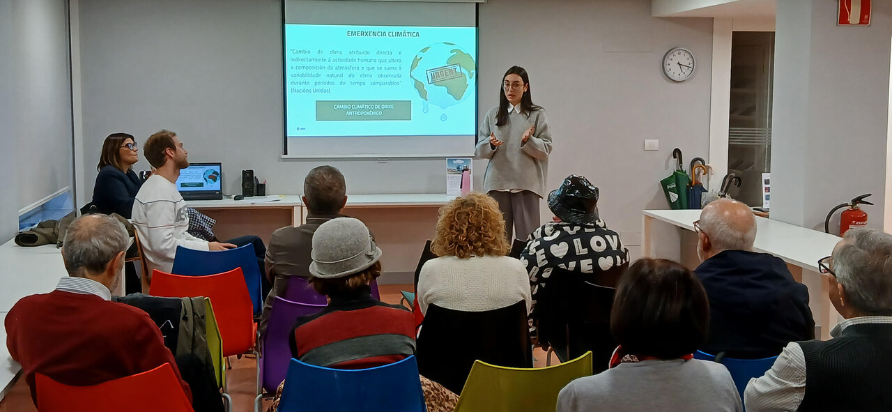 Charla sobre alfabetización climática organizada por la UNED de Lugo