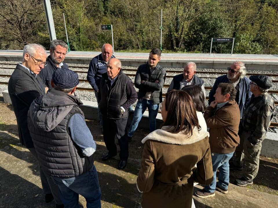 Los populares lamentaron la gestión de la línea ferroviaria a su paso por Pantón