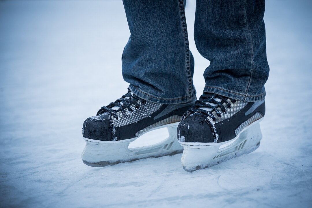 Pista de hielo, patines, patín, patinaje