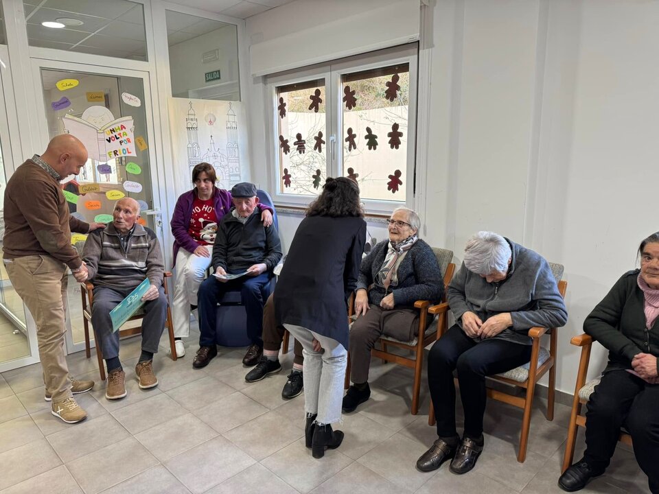 Visita al Centro de Día de Friol por parte del equipo de Gobienro municipal