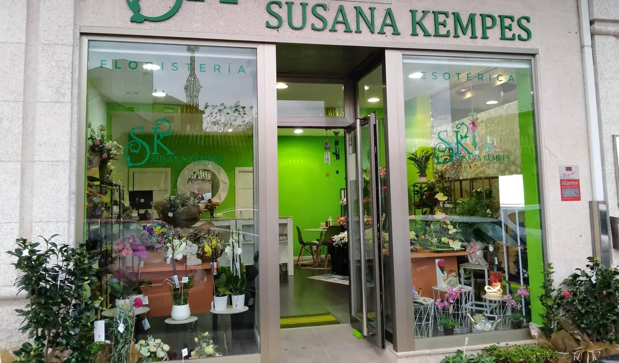 150125 SUSANA KEMPES FLORISTERÍA ESOTÉRICA (RIBADEO)