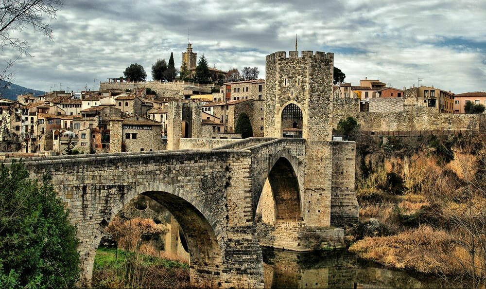 Besalu-ciudad-medieval